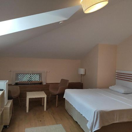 Camlihemsin Tasmektep Hotel Esterno foto