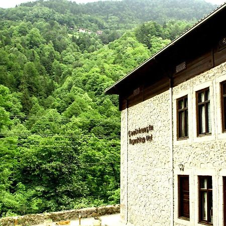 Camlihemsin Tasmektep Hotel Esterno foto