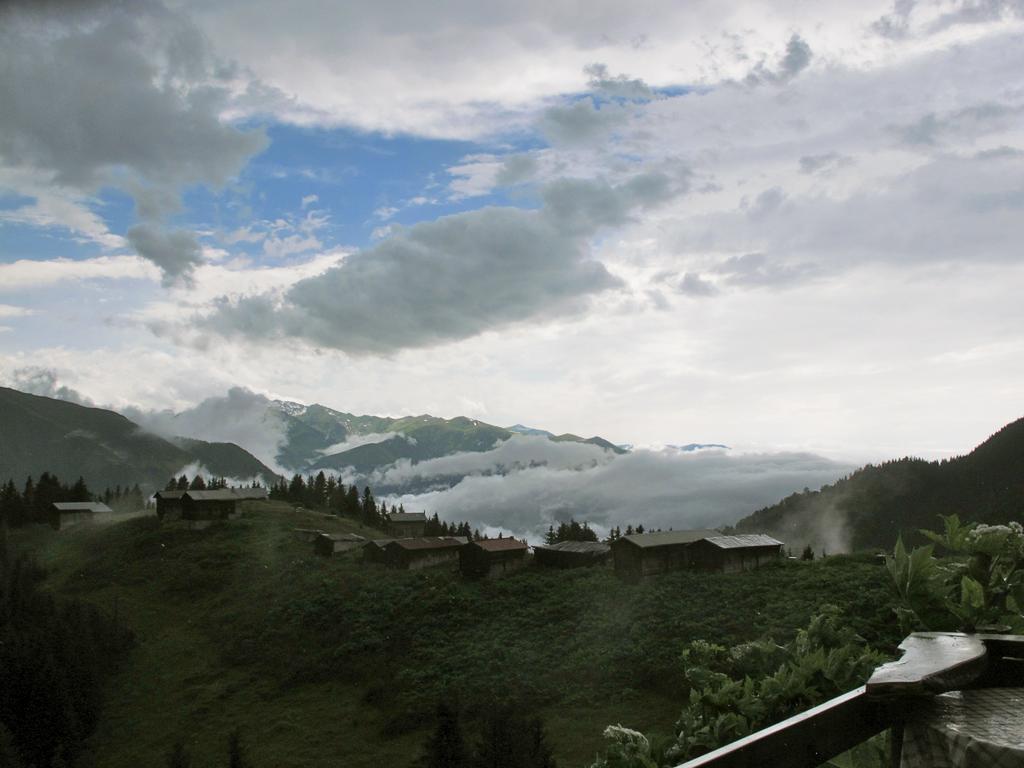 Camlihemsin Tasmektep Hotel Esterno foto
